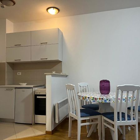 Lovely Apartment With The Parking Place Podgorica Exterior photo